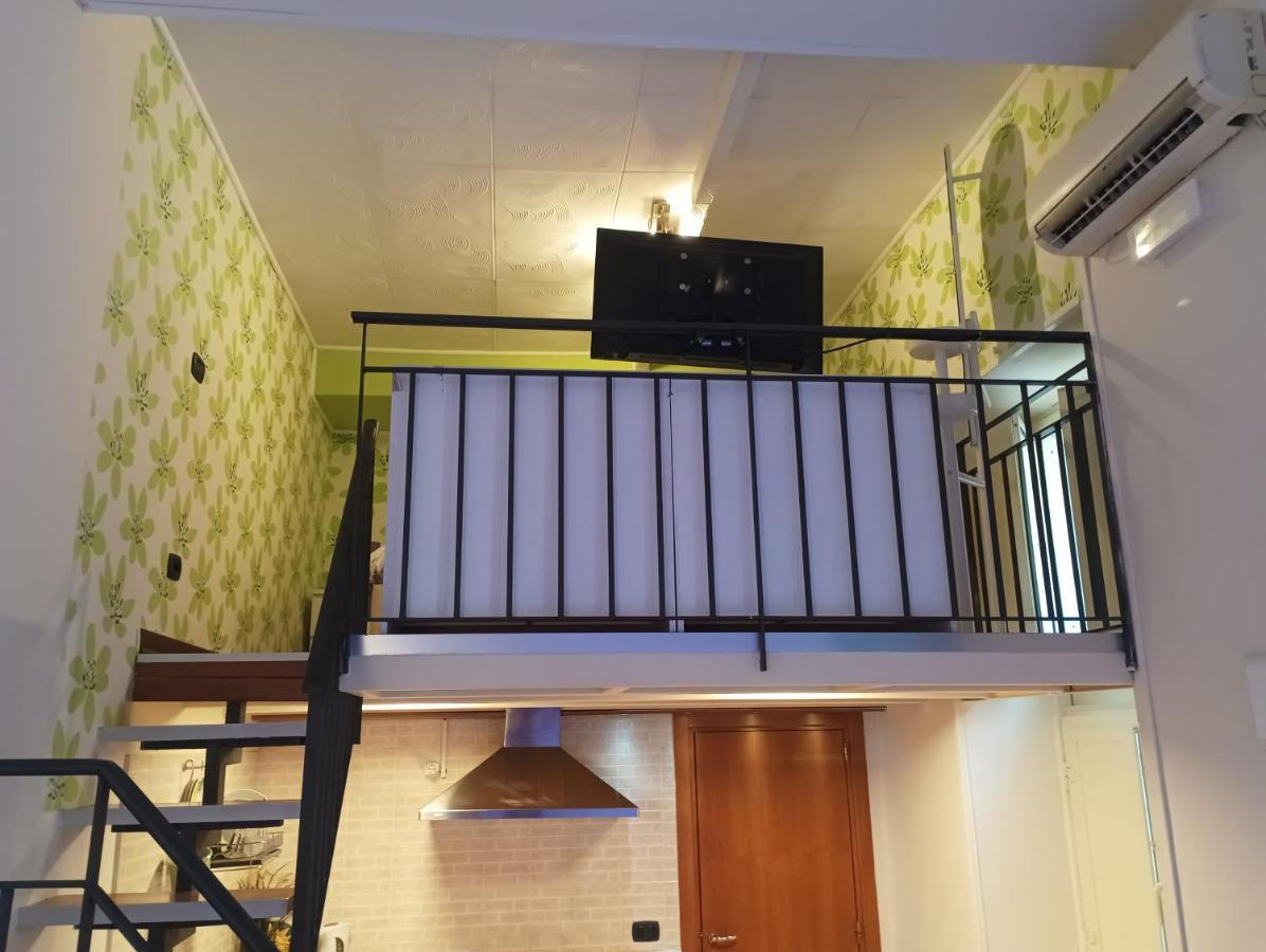 Beb Maryposa Appartment เนเปิลส์ ภายนอก รูปภาพ