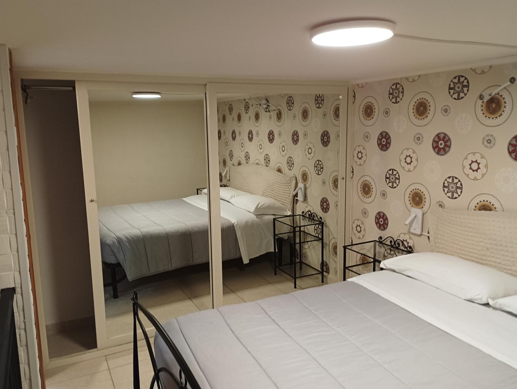 Beb Maryposa Appartment เนเปิลส์ ภายนอก รูปภาพ